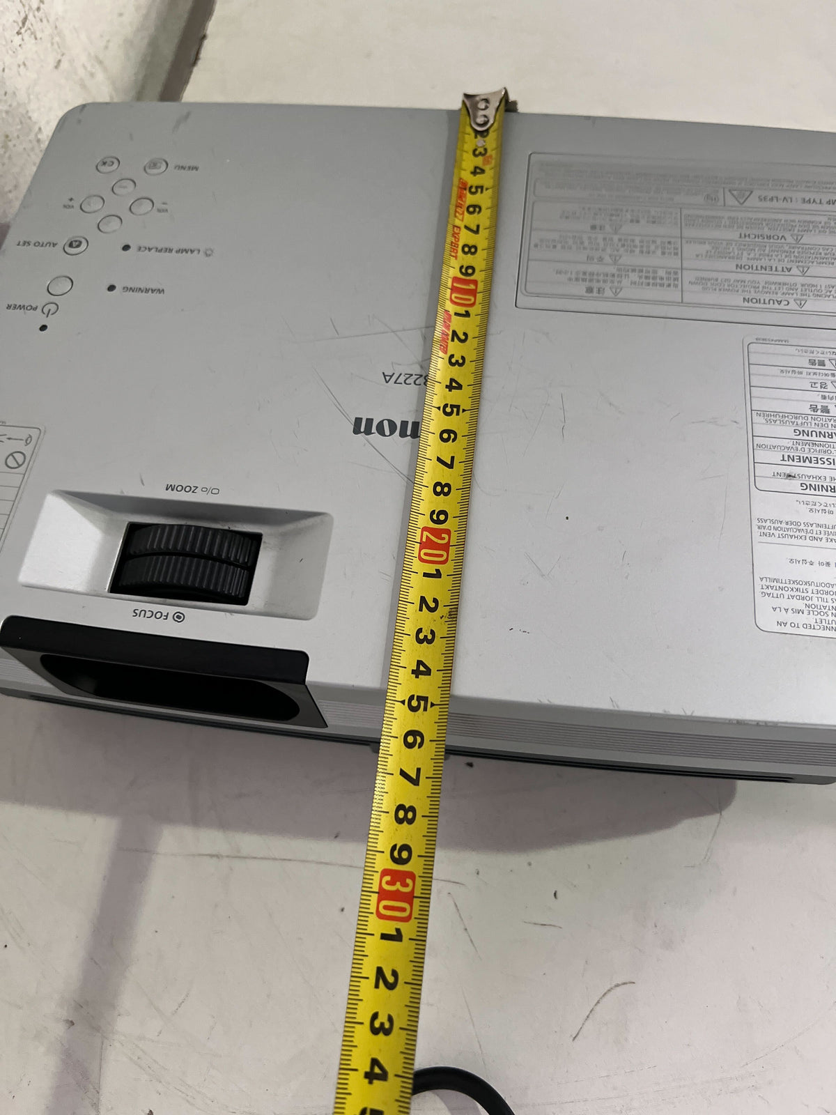 Compact Canon Projector - Light Gray, Minor Scratches, Ideal for Home Theater - 2ndhandwarehouse.com