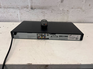 Sleek Black Samsung DVD Player with Remote – Minor Wear - 2ndhandwarehouse.com
