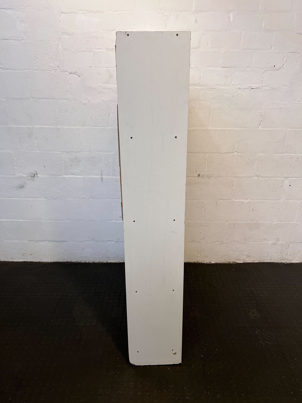 Stylish White Wooden Bookshelf with 12 Compartments – Minor Scuffs