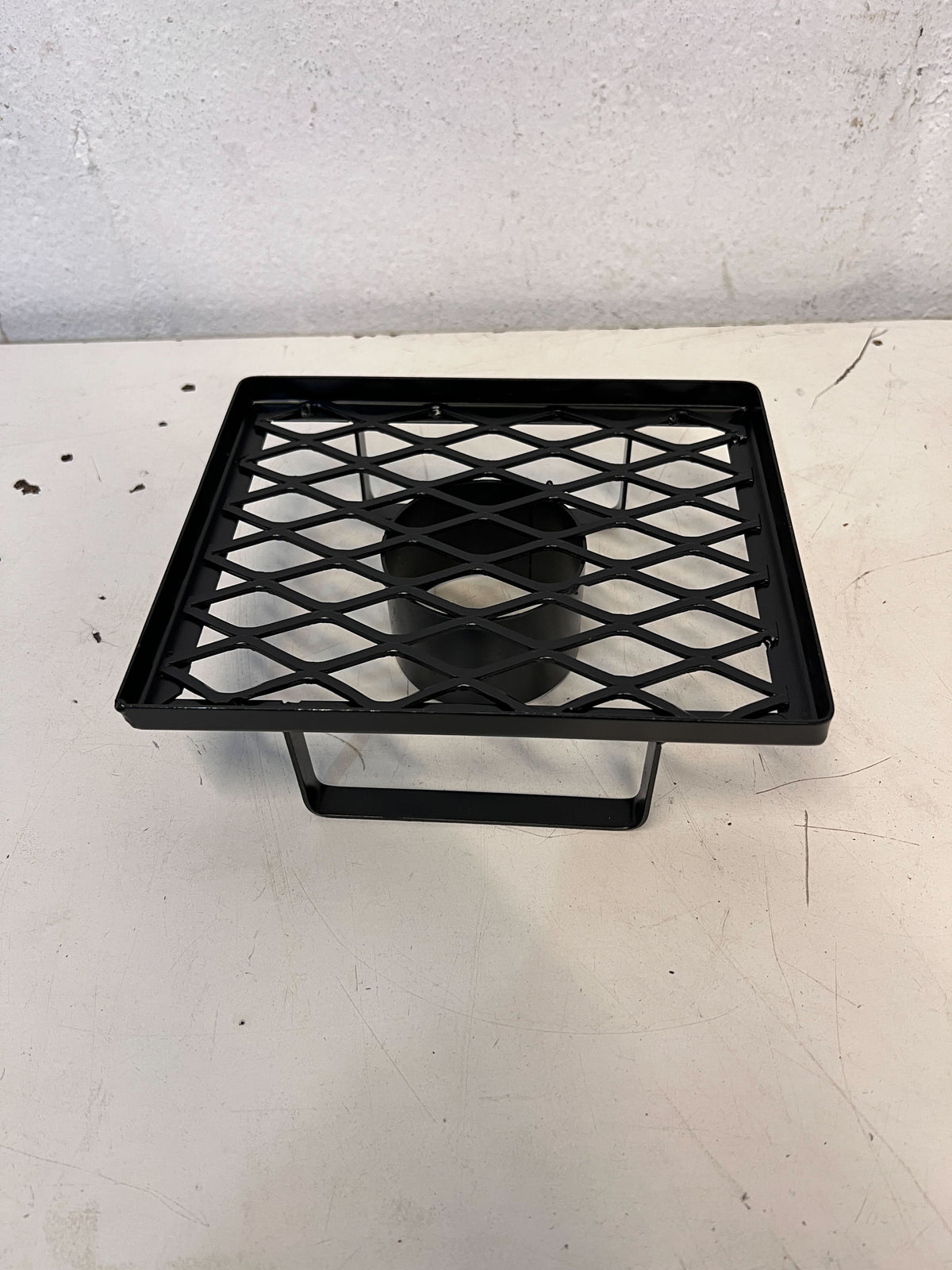Stylish Black Metal Cooking Stand with Heat Resistance - 2ndhandwarehouse.com