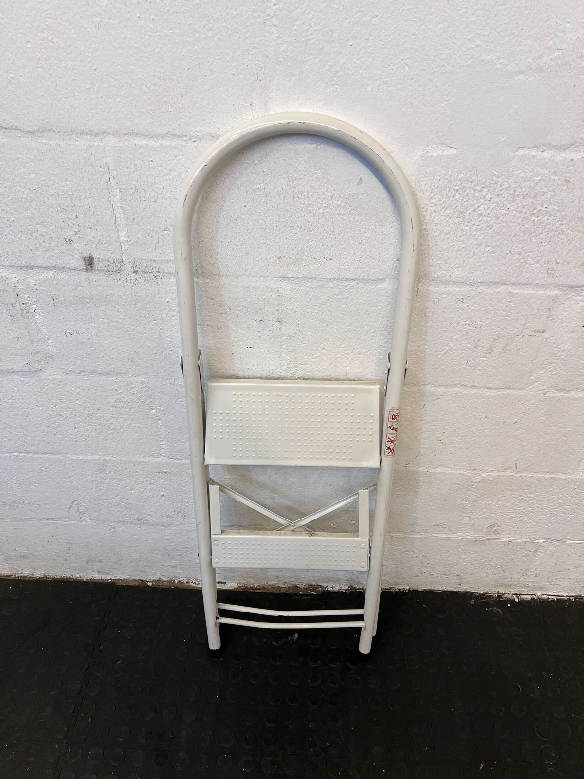 Sturdy White Foldable Step Ladder