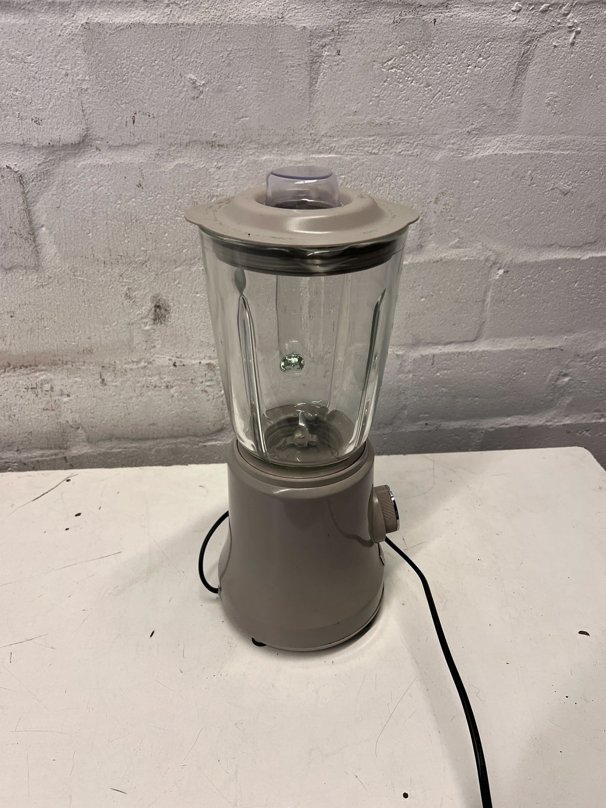 Classic Haden Glass Blender – Retro Beige with Minor Wear