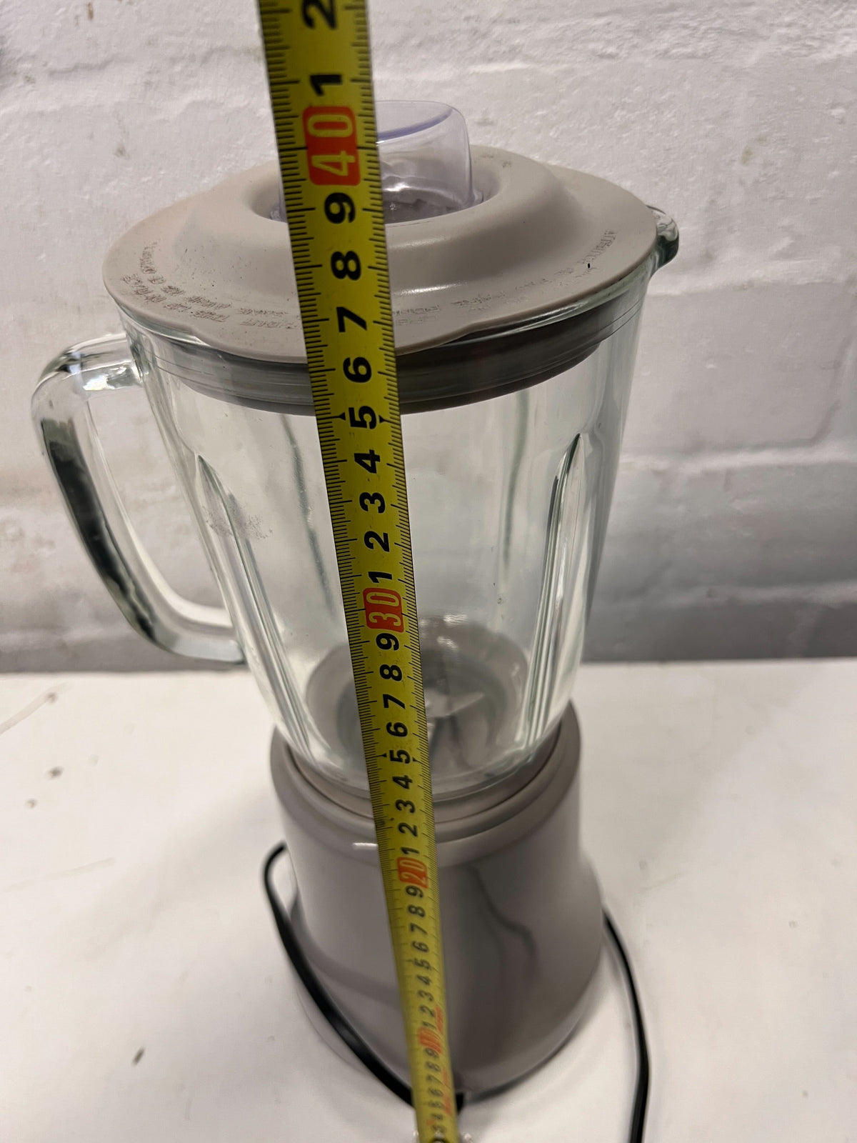 Classic Haden Glass Blender – Retro Beige with Minor Wear