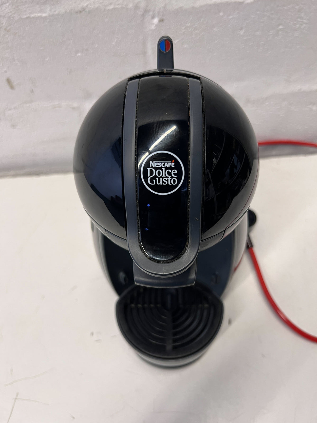 Compact Black and Silver Coffee Machine – Minor Wear