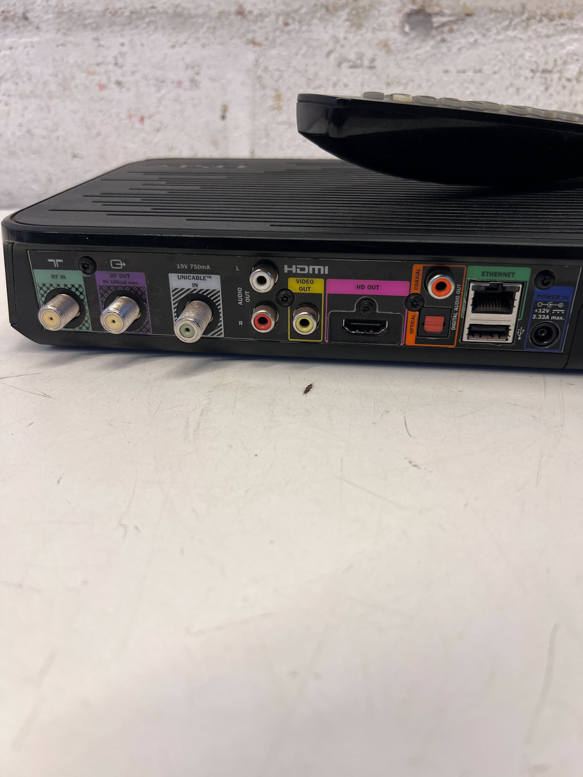 DSTV Explora Model 2A - Black Decoder with Remote and Has no power cable - PRICE DROP