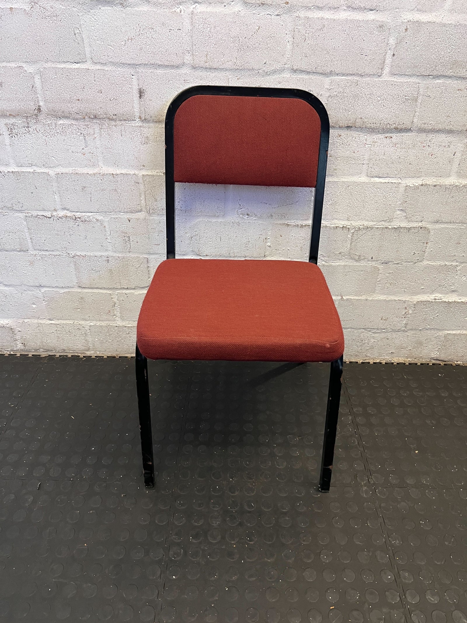 Comfortable Red Upholstered Steel Chair – Great for Dining or Events