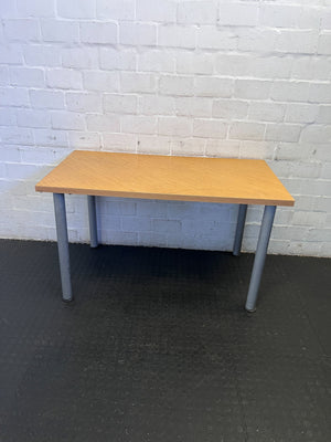 Stylish Oak-Effect Dining Table with Metal Legs - Minor Scratch - PRICE DROP