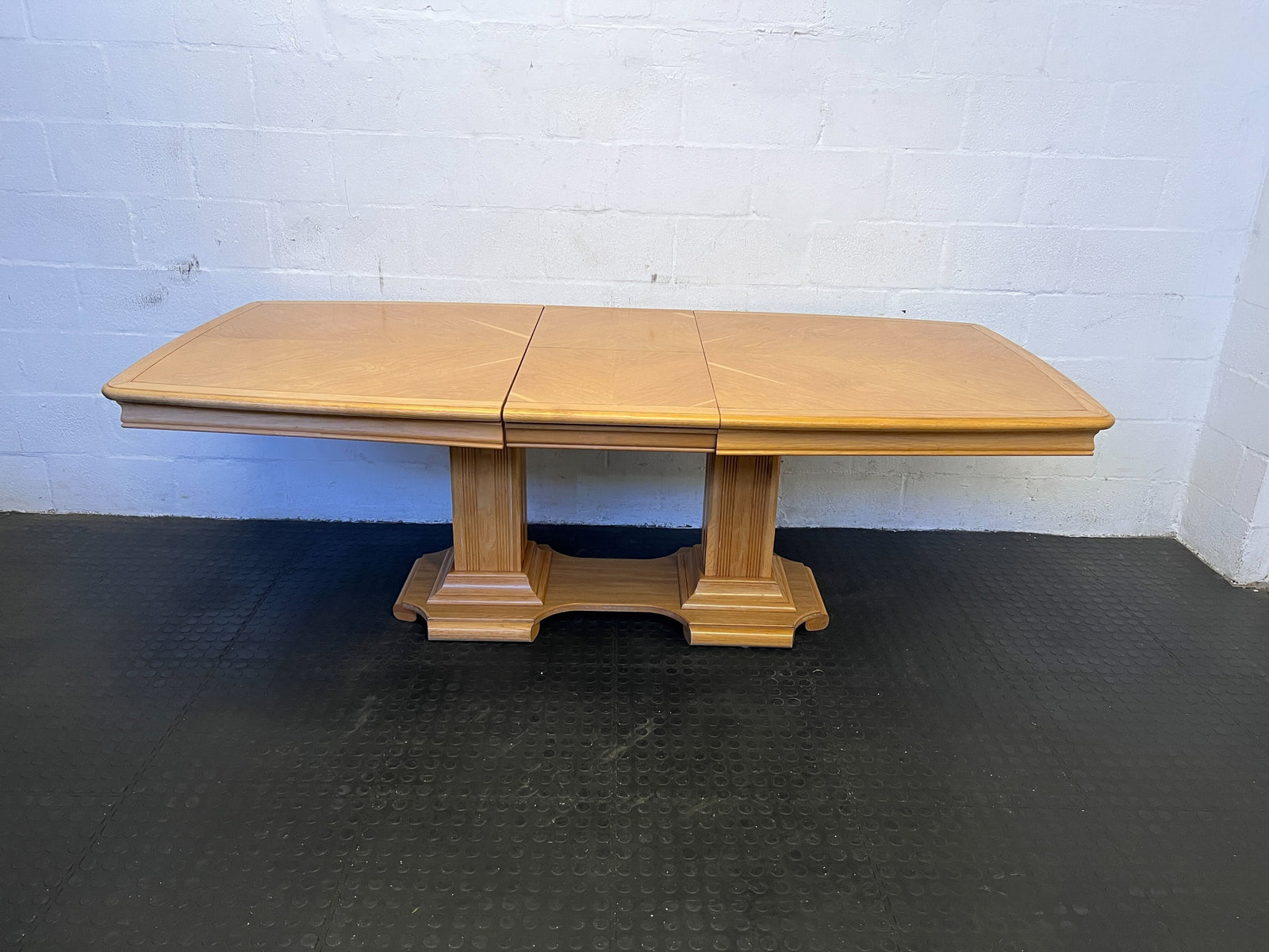 Elegant Oak Extendable Dining Table with Minor Wear - REDUCED