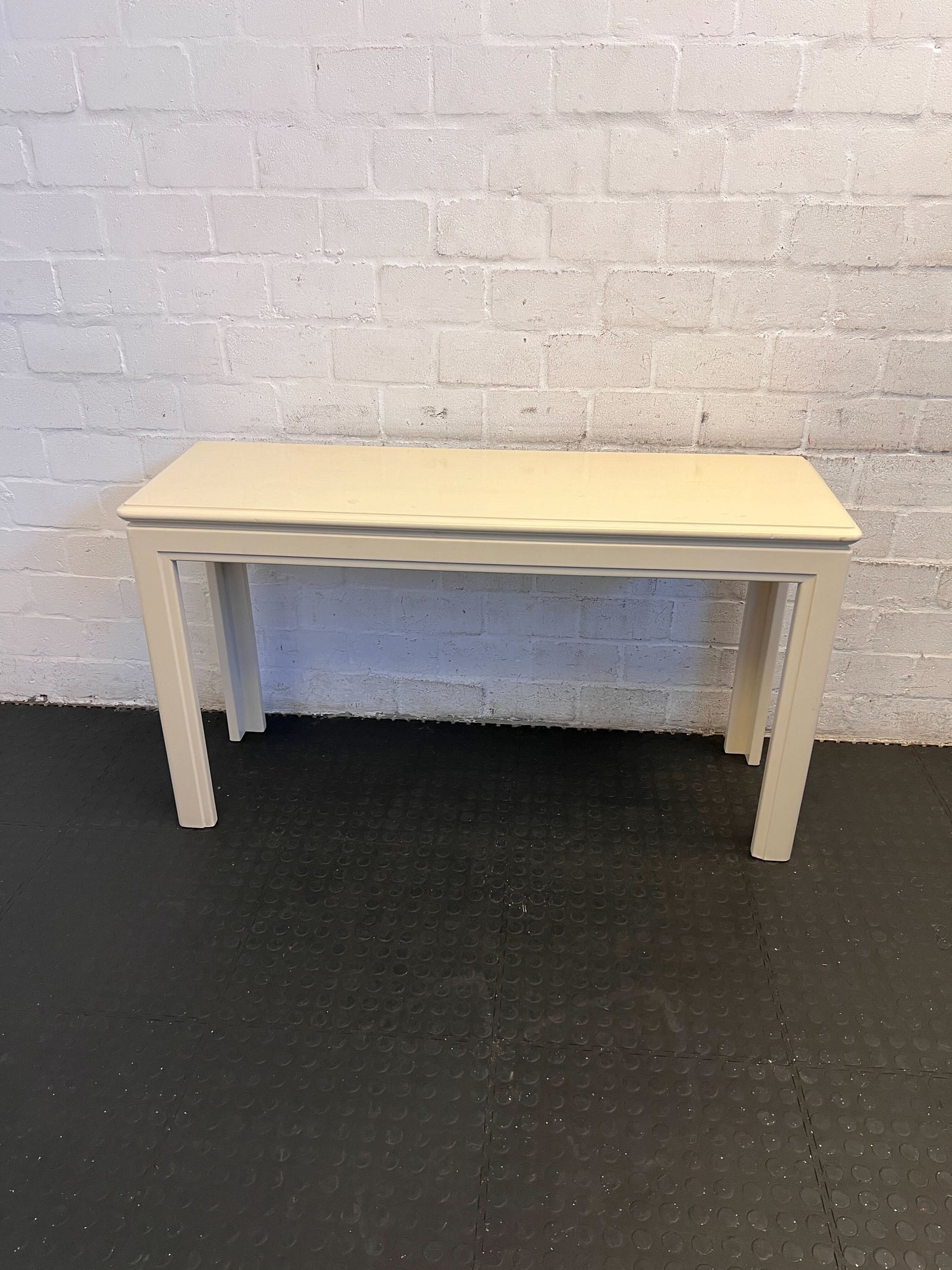 Chic Cream Wood Console Table – Minimalist Design & Minor Scratches - REDUCED