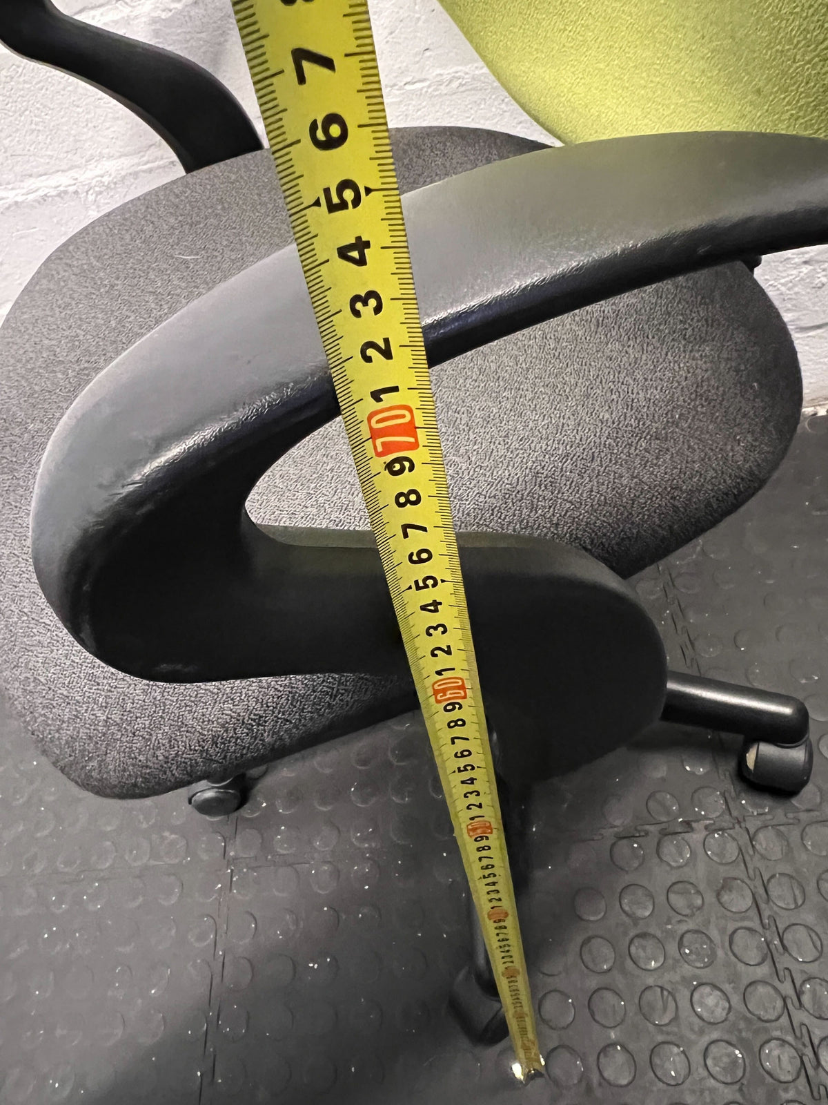 Ergonomic Green and Black Office Chair with Minor Wear