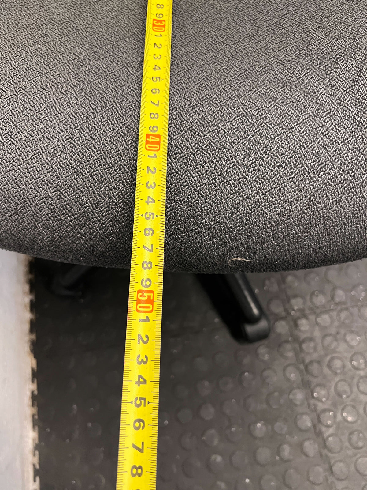 Ergonomic Green and Black Office Chair with Minor Wear