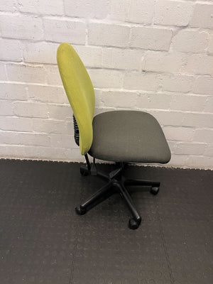 Modern Ergonomic Office Chair in Green and Gray - Minor Wear