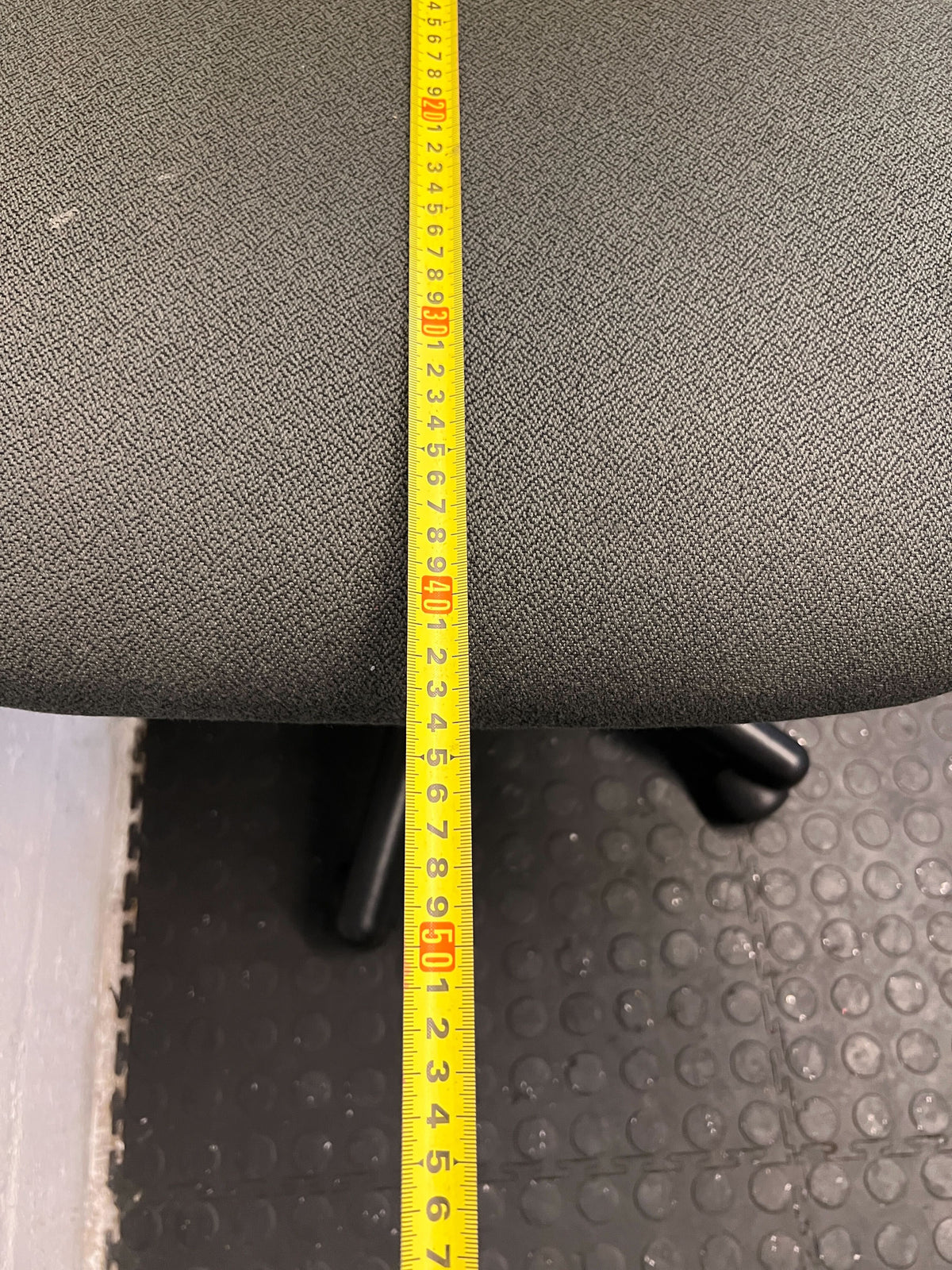 Modern Ergonomic Office Chair in Green and Gray - Minor Wear