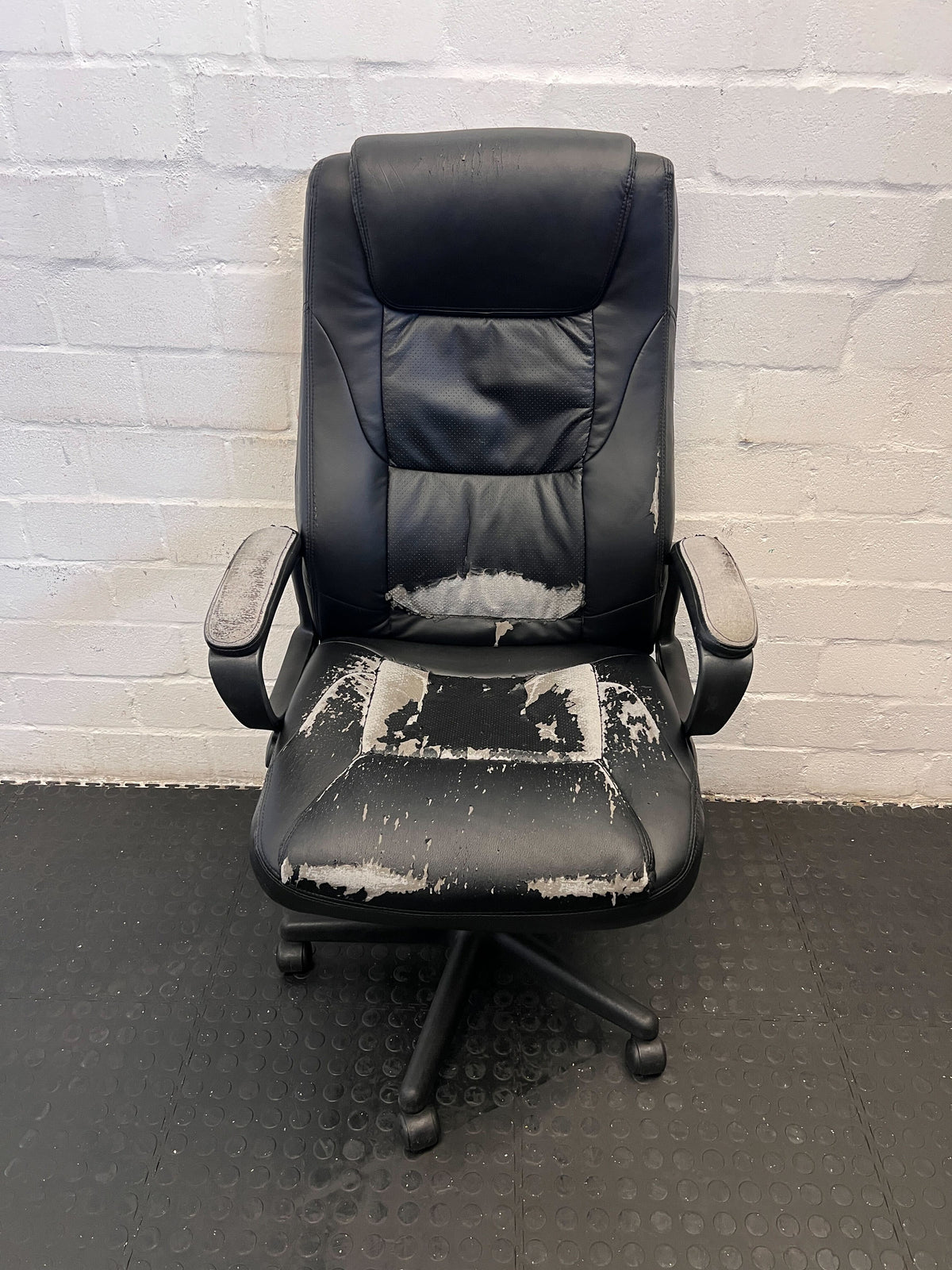 Comfortable Black Executive Office Chair with Signs of Wear - REDUCED