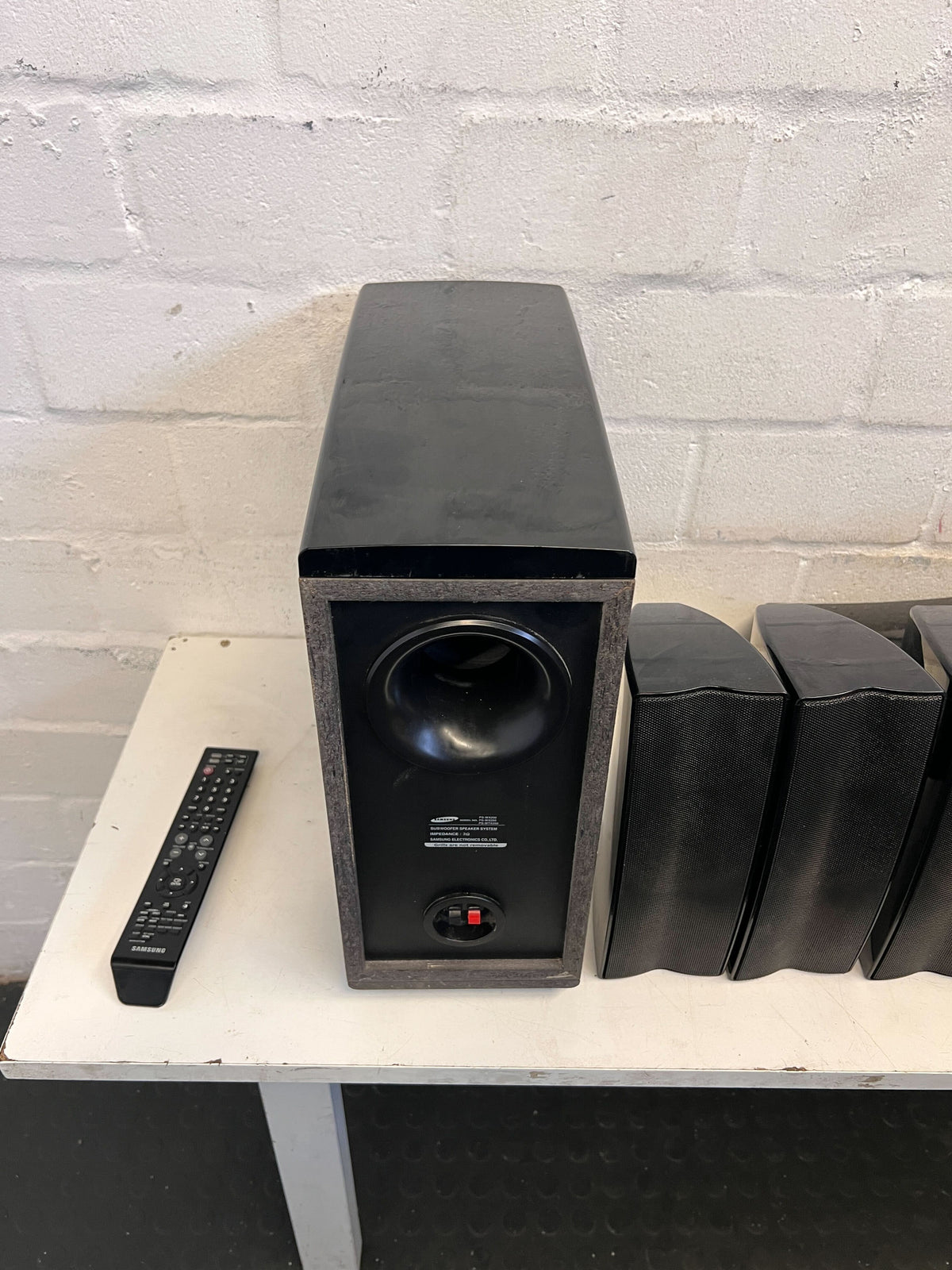 Samsung Home Theater System with Wireless Soundbar & Speakers- Not In Working Condition