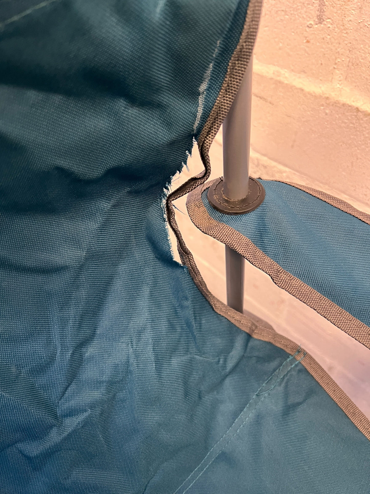 Cozy Blue Folding Camping Chair with Cup Holder – Minor Wear