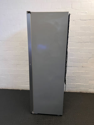 🧊 AEG Stainless Steel Refrigerator with Water Dispenser - NOT WORKING - REDUCED - 2ndhandwarehouse.com