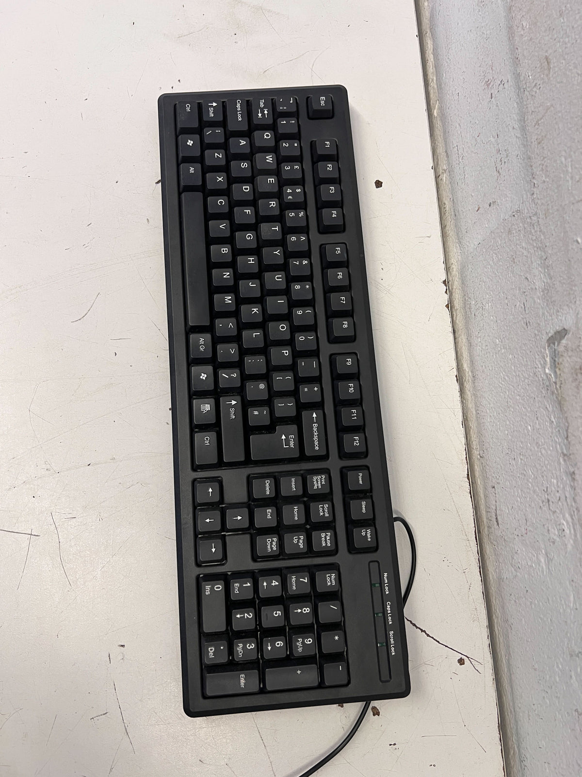 Compact Black Wired Keyboard - Reliable Performance for Home or Office - 2ndhandwarehouse.com