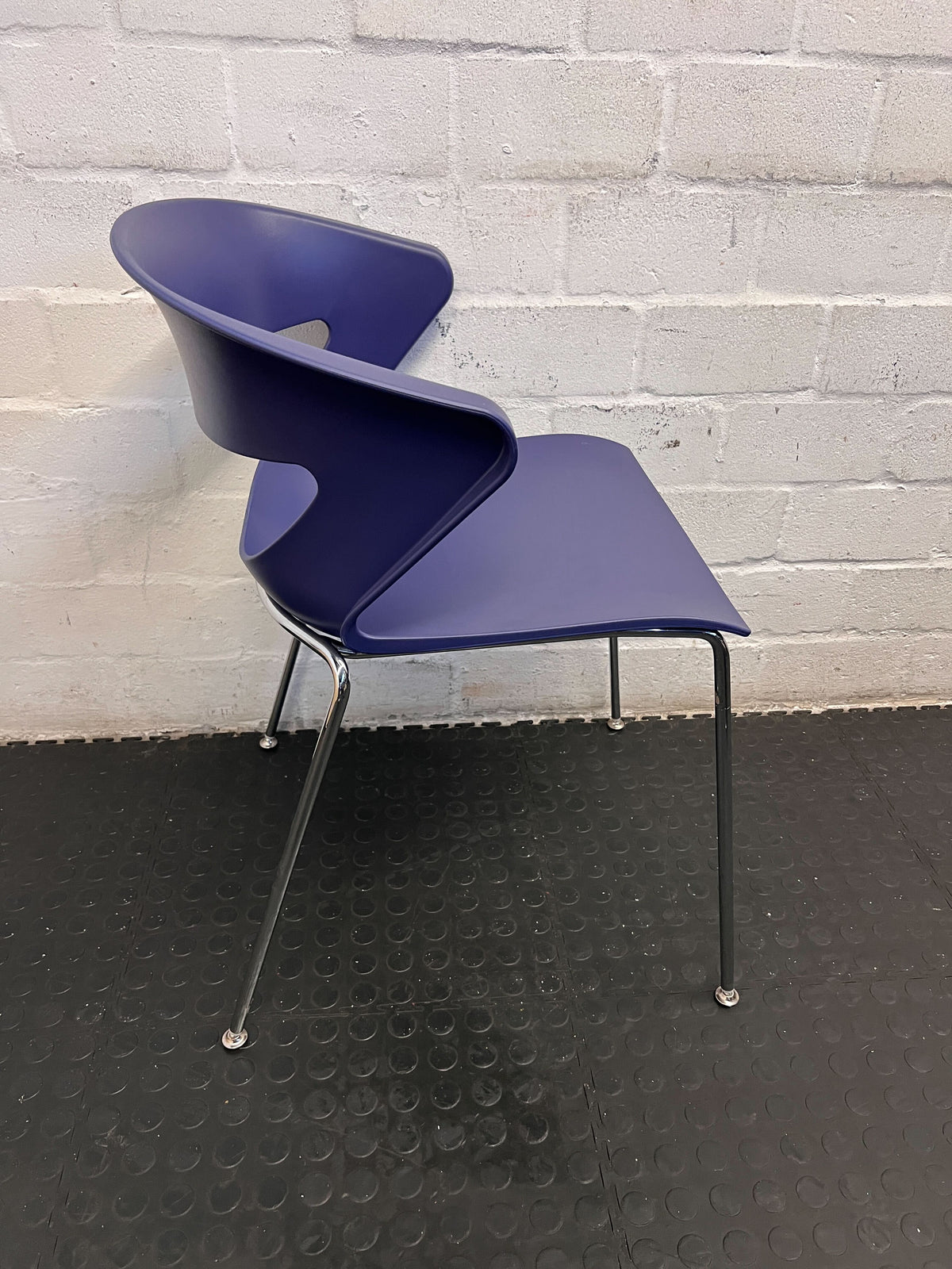 Stylish Purple Plastic Chair with Chrome Legs – Minor Wear