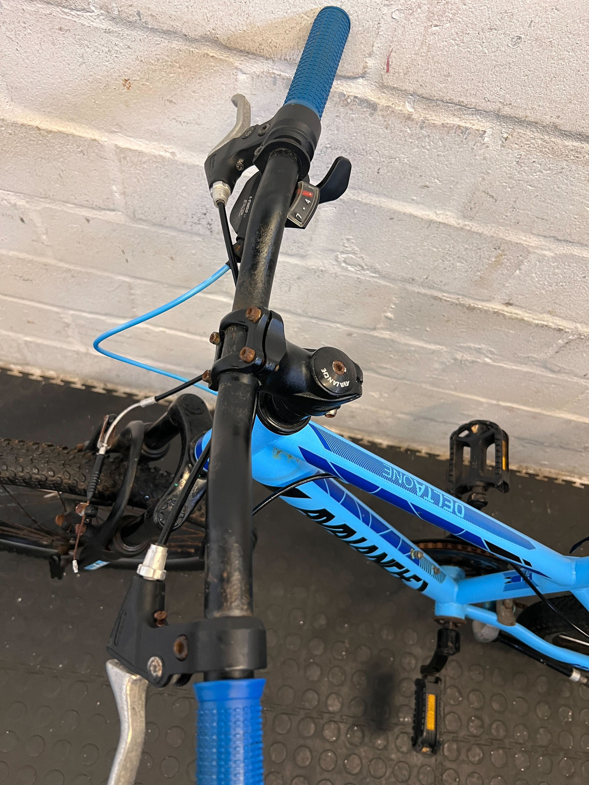 Blue Avalanche Mountain Bike - Youth Size with Minor Scratches