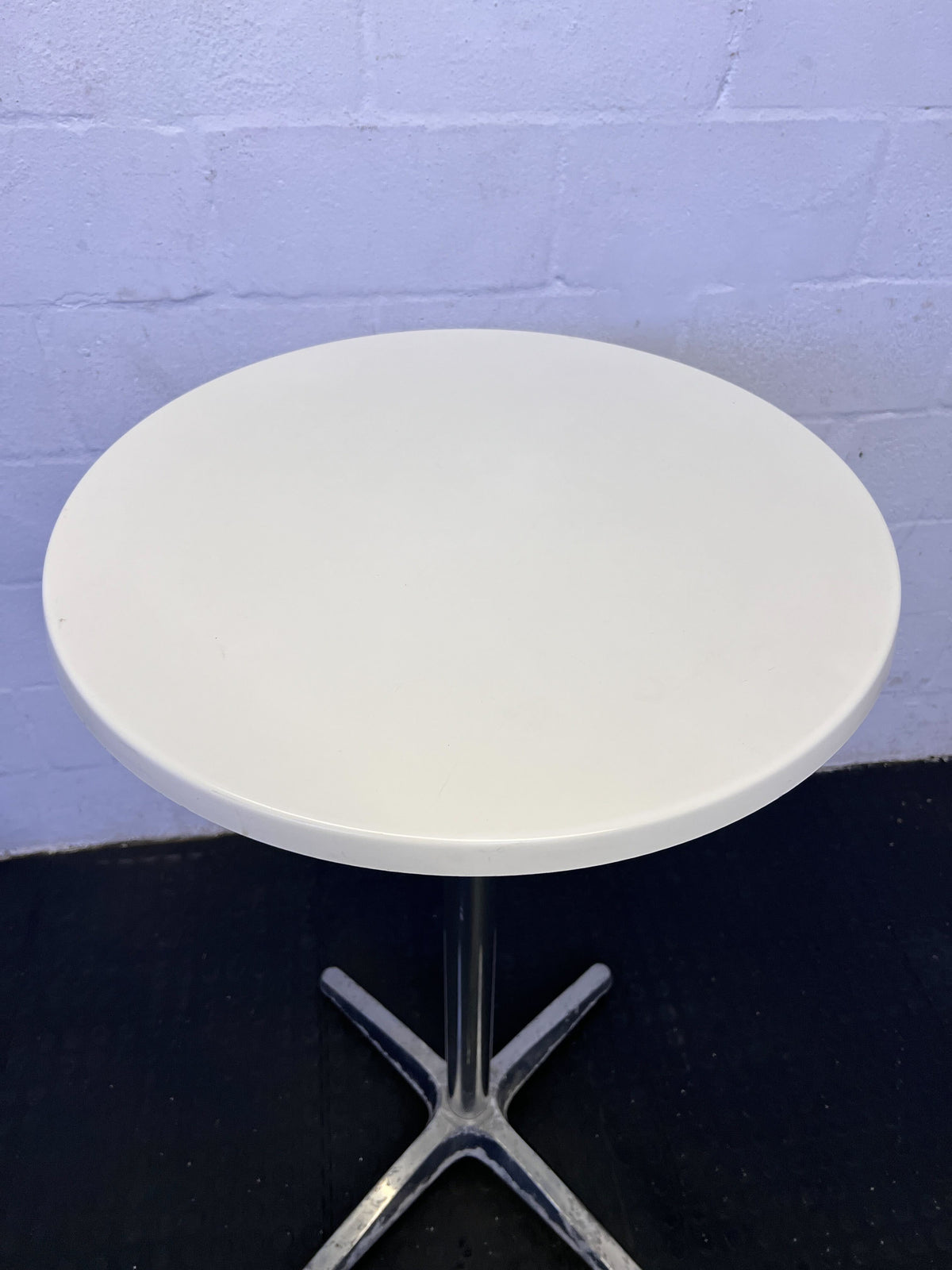 Stylish Round White Table with Chrome Base – Minor Wear