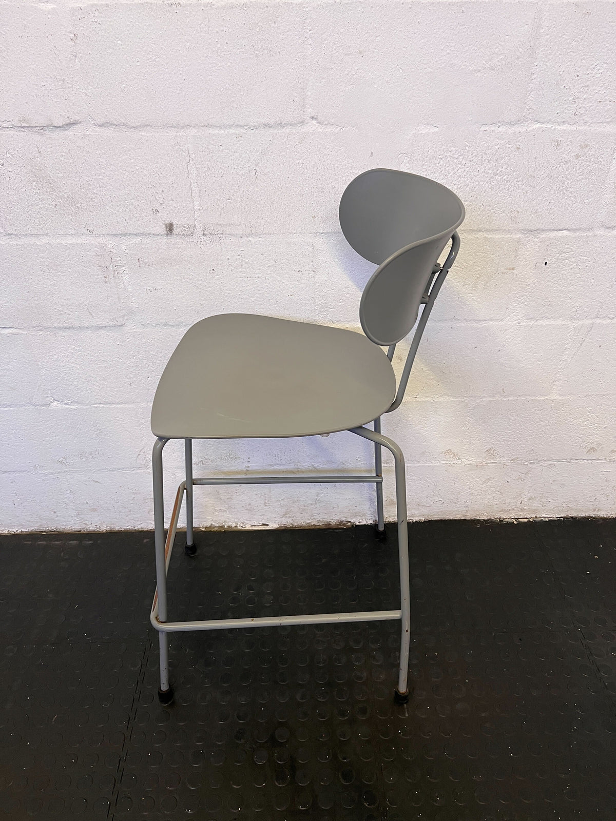 Stylish Grey Metal Dining Chair with Minor Wear - 2ndhandwarehouse.com