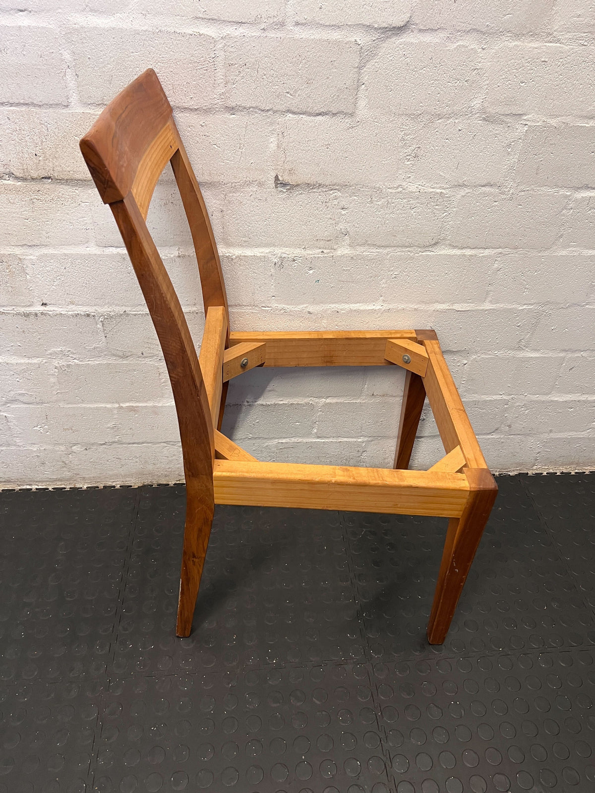 Wooden Chair Frame – Mid-Century Modern Style – Minor Wear - 2ndhandwarehouse.com