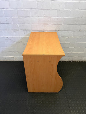 Sleek Curved Wooden Console Table – Light Oak Finish