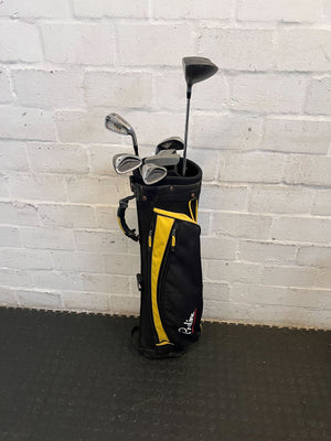 🏌️‍♂️ Stylish Black and Yellow Golf Bag with Clubs – Great Condition!