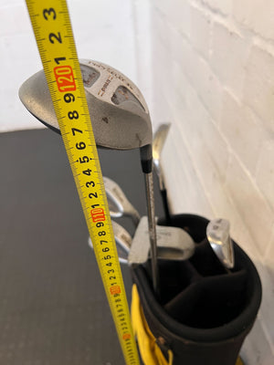 🏌️‍♂️ Stylish Black and Yellow Golf Bag with Clubs – Great Condition!