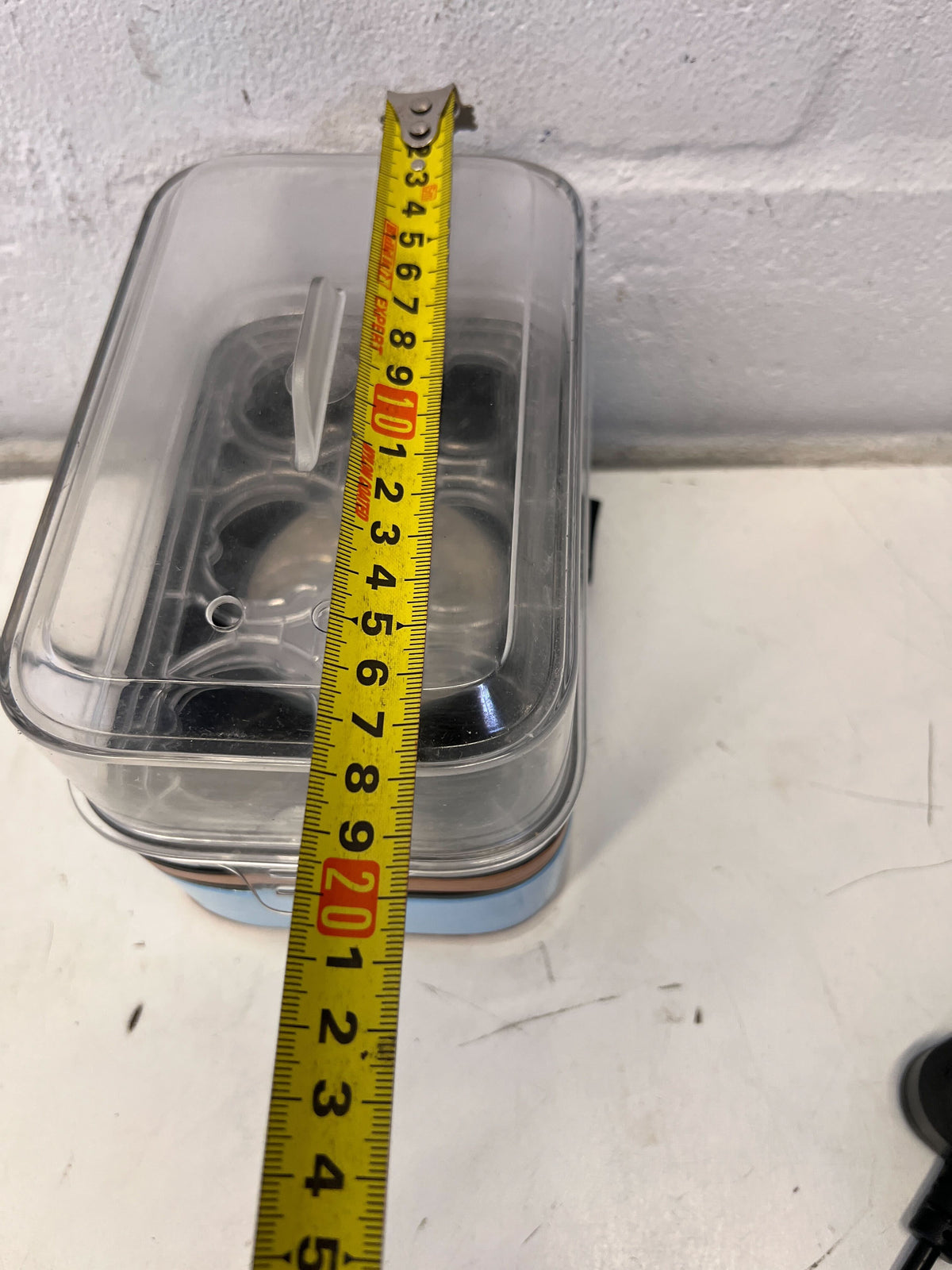 Stylish Blue Electric Egg Cooker with Transparent Lid – Minor Wear