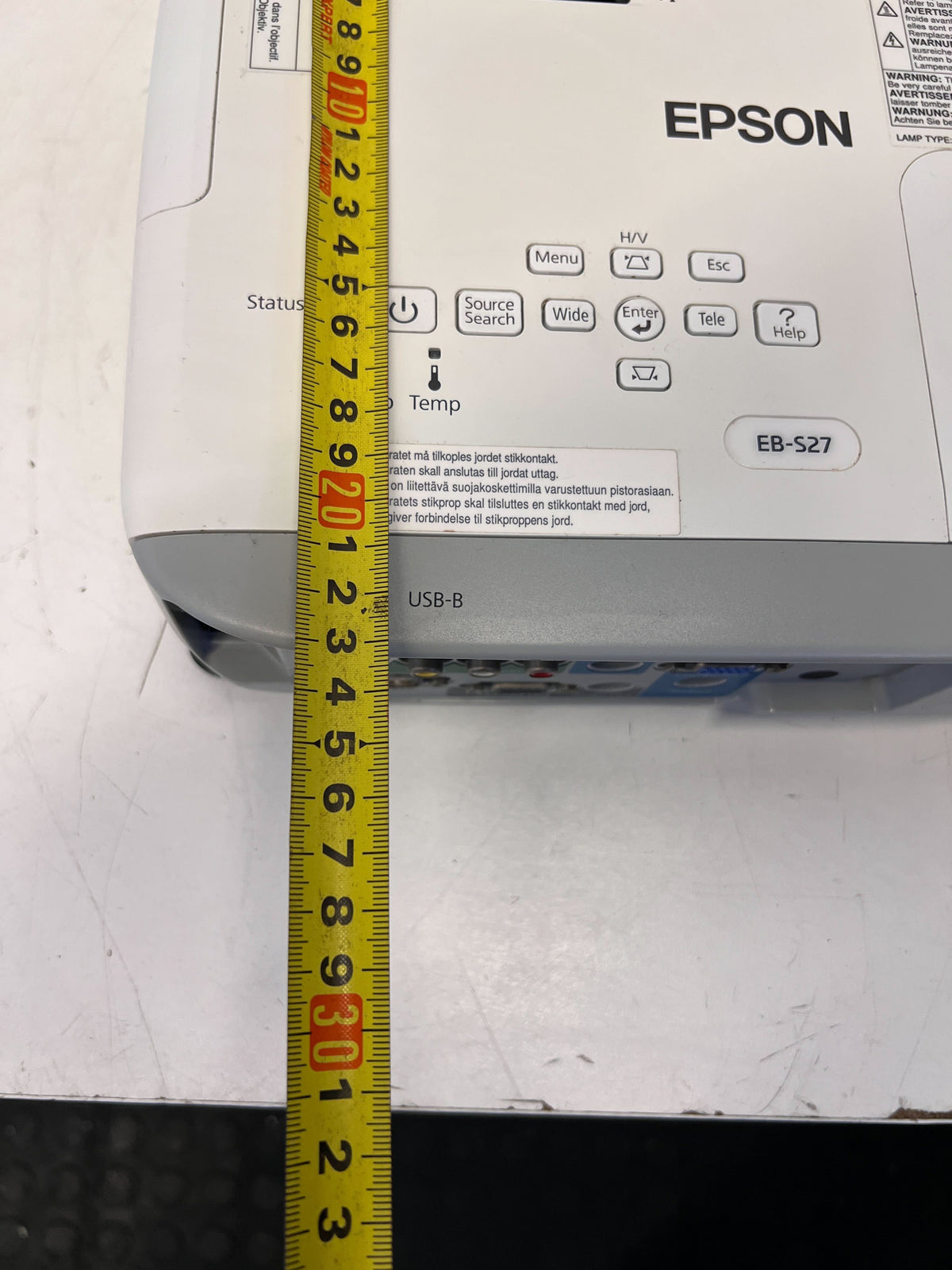 Epson 3LCD Projector – Compact White Design, Great Condition