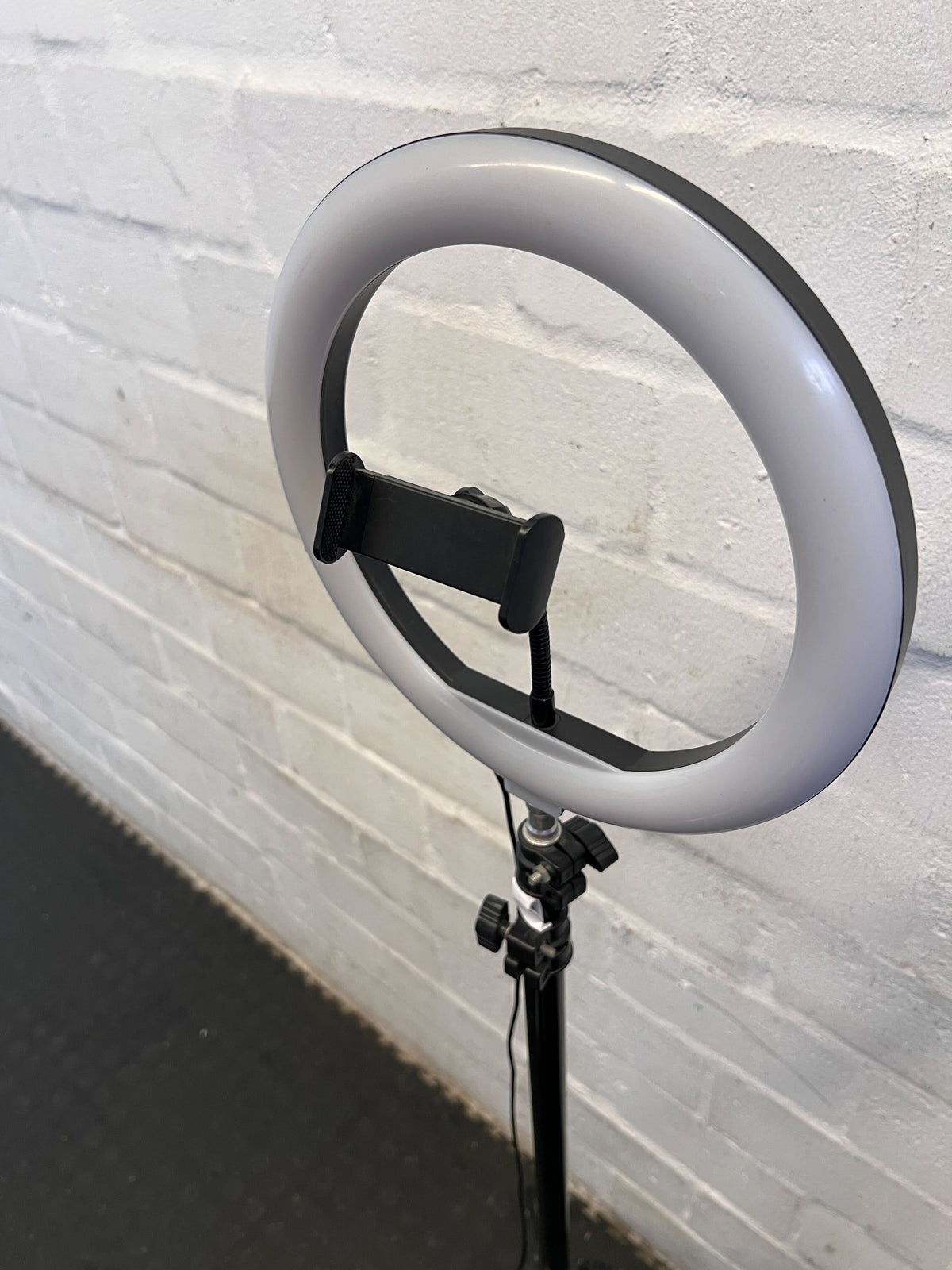 🔆 Adjustable Black Ring Light with Tripod Stand – Like New!