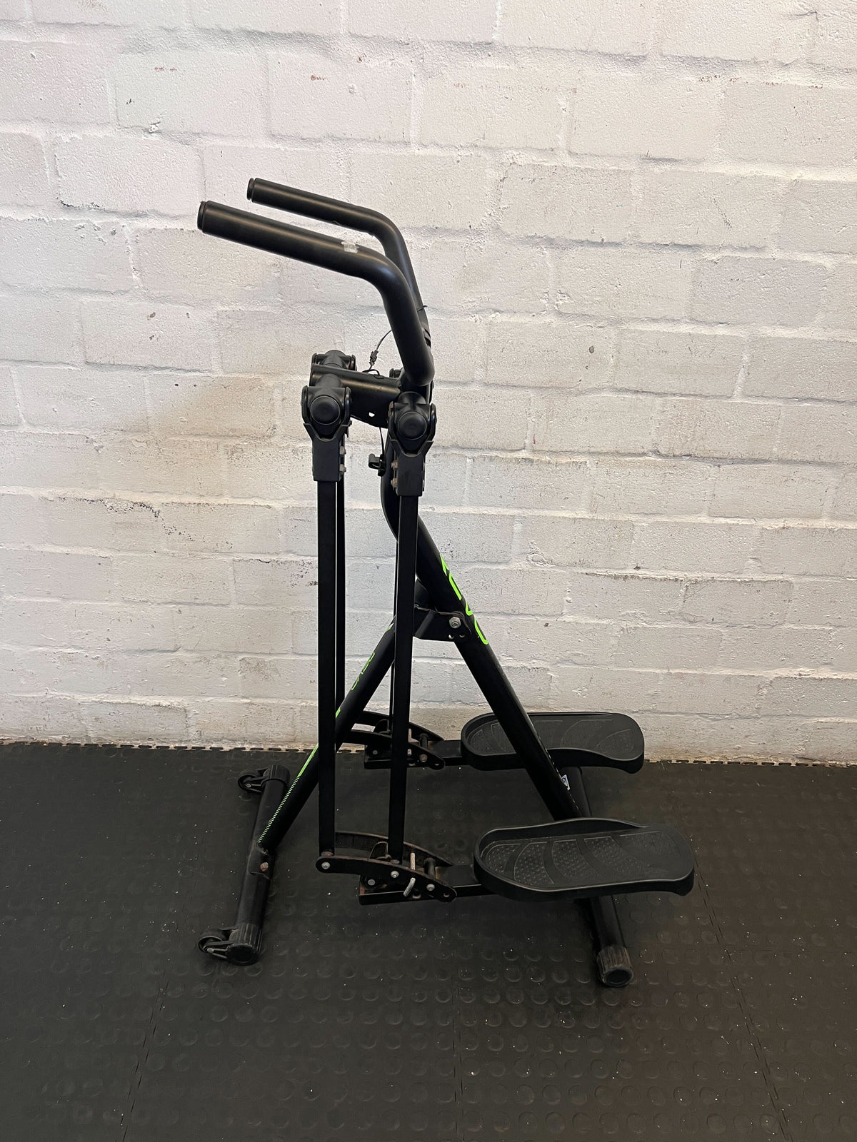 Compact Black Exercise Stepper with Handlebars - Great Condition