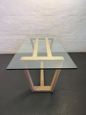 Elegant Glass-Top Dining Table with Wooden Base – Modern Design