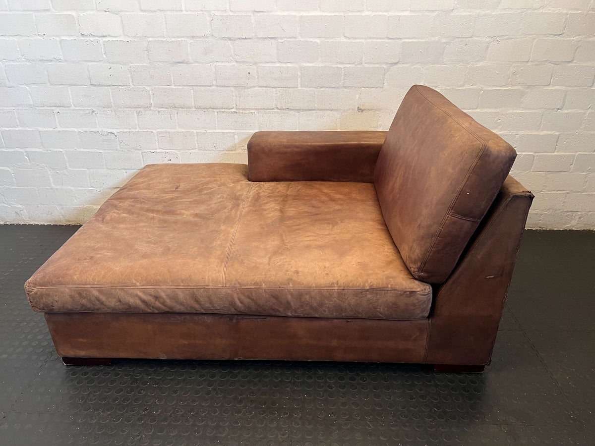 Stylish Brown Chaise Lounge - Ultimate Relaxation Piece - Minor Wear - REDUCED