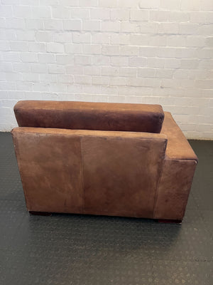 Stylish Brown Chaise Lounge - Ultimate Relaxation Piece - Minor Wear - REDUCED