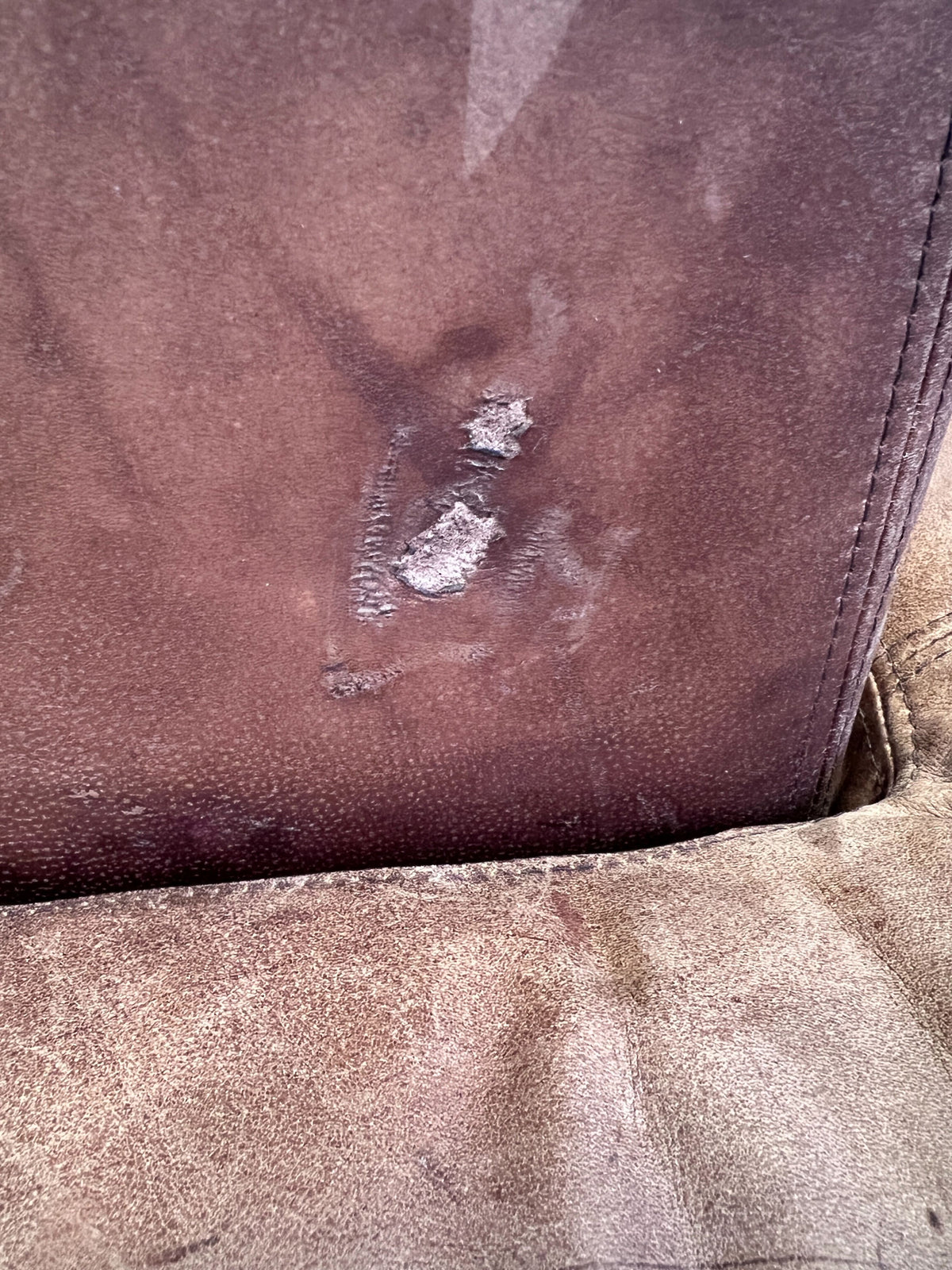 Stylish Brown Chaise Lounge - Ultimate Relaxation Piece - Minor Wear - REDUCED