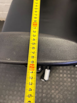 Black & White Gaming Chair - Comfort for Long Sessions