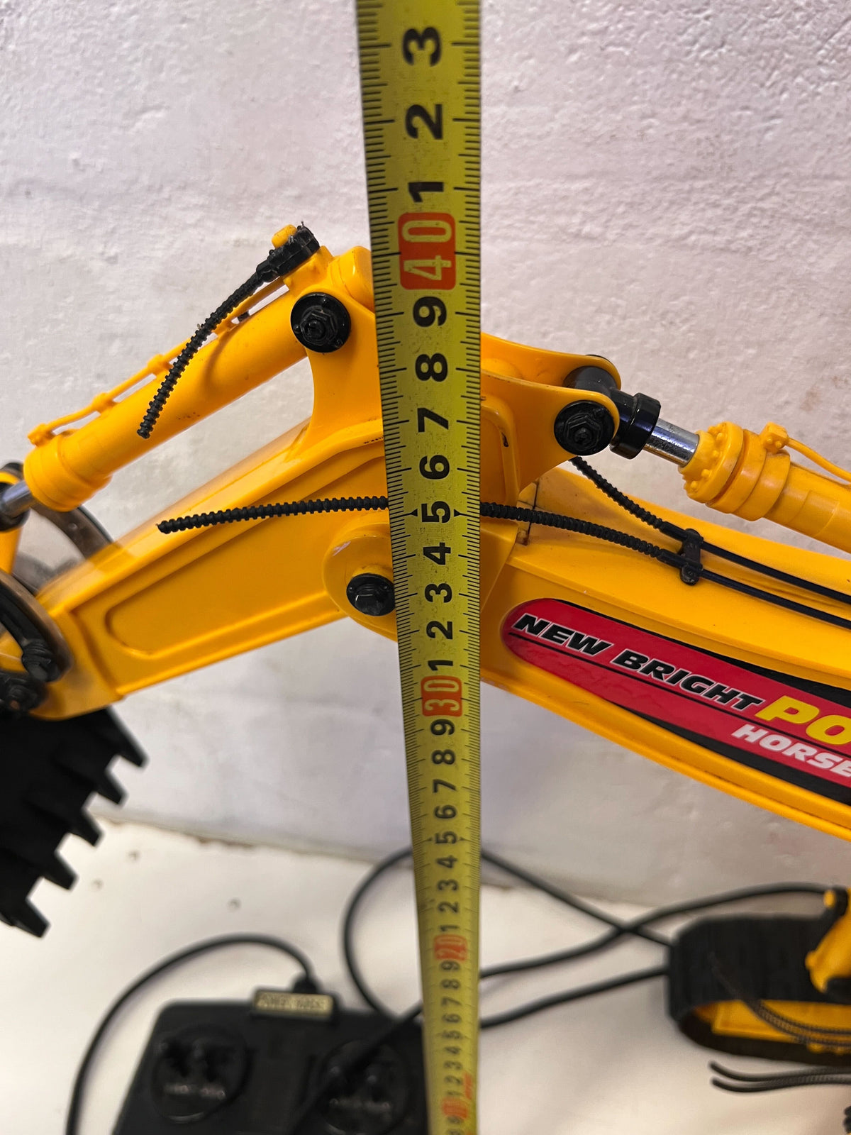 New Bright Power Horse RC Excavator Toy - Remote Control Does Not Work