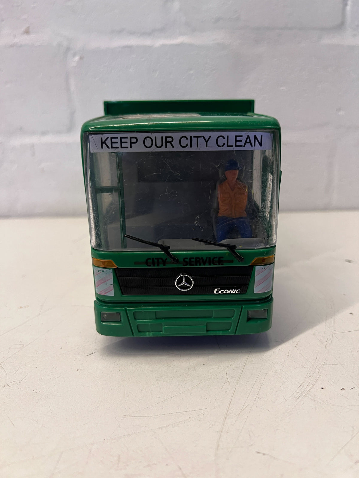 Green City Clean Toy Garbage Truck - Realistic Recycling Fun!