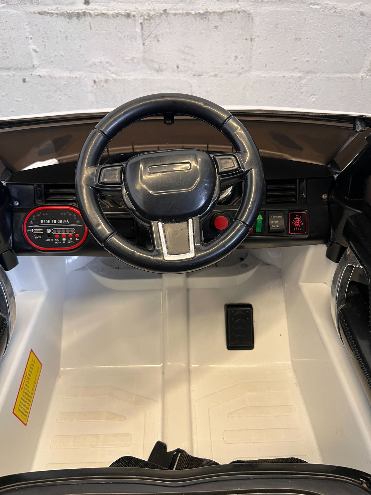 Pre-Loved White Ride-On Toy Car - Kids' Electric Adventure - Has No Remote Battery needs replacement