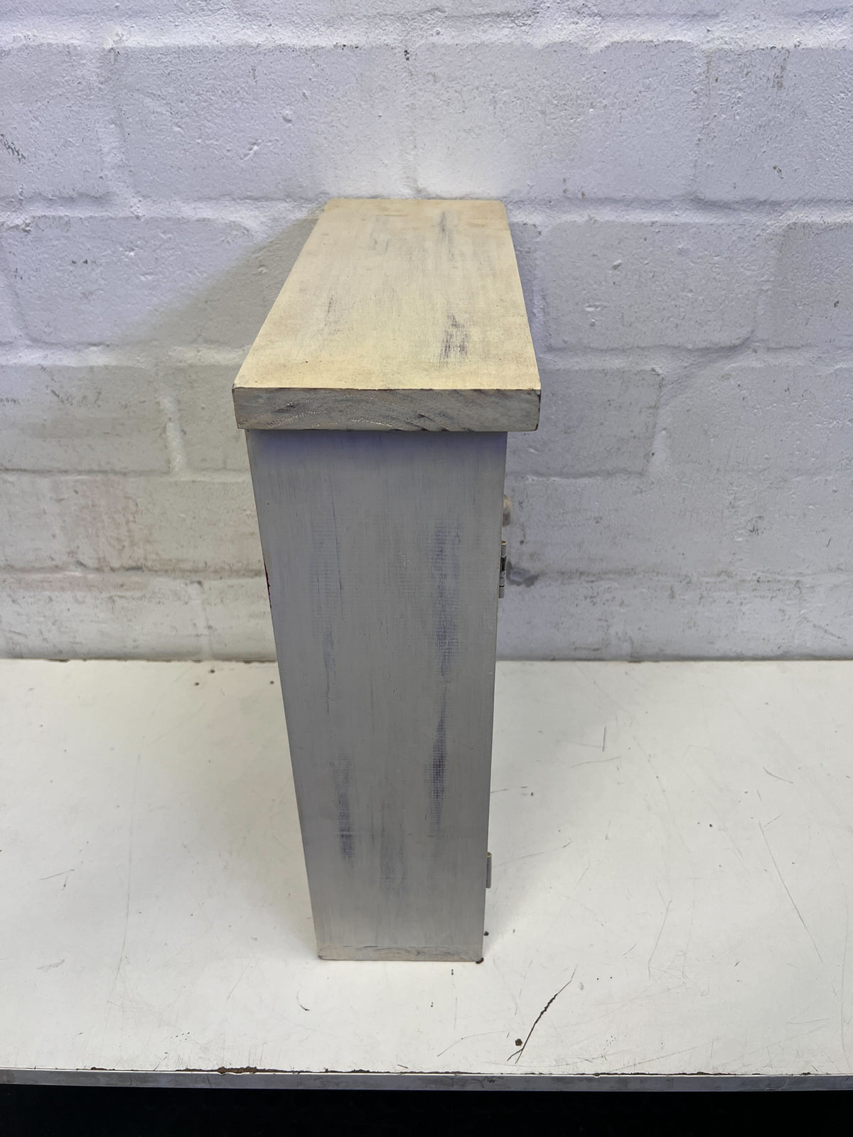 Charming Vintage Wooden Bunny-Themed Wall Decor Cabinet