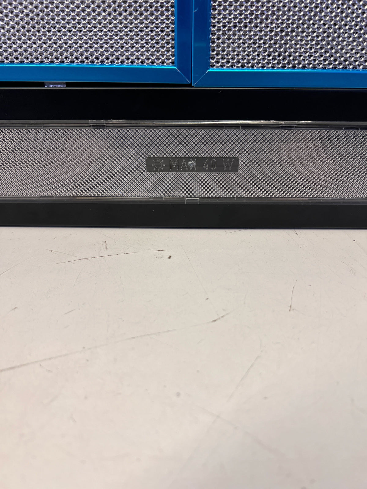 Defy Six Hundred Black Kitchen Extractor Hood