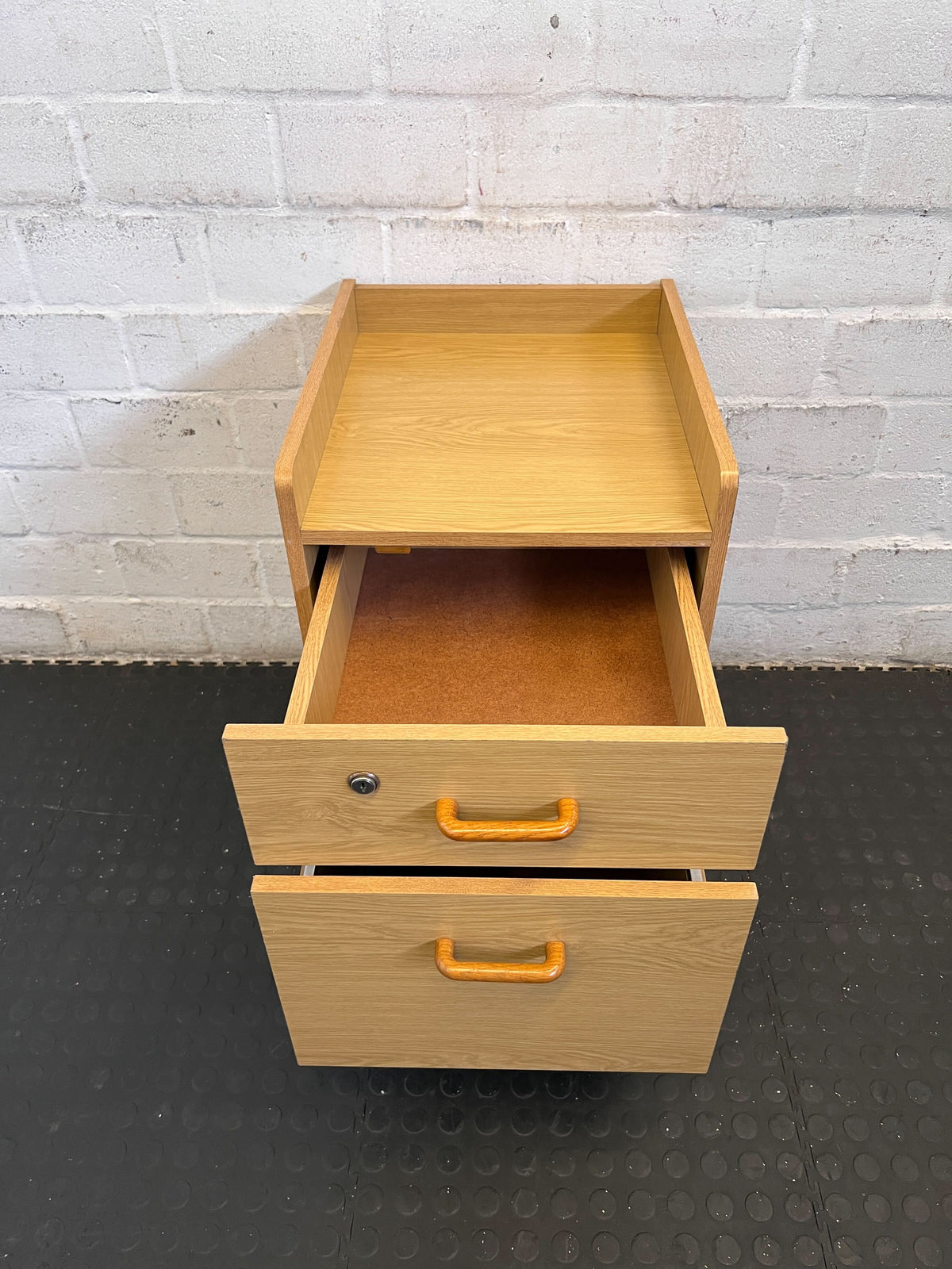 Light Oak Look Mobile Filing Cabinet with 2 Drawers & Lock - 2ndhandwarehouse.com