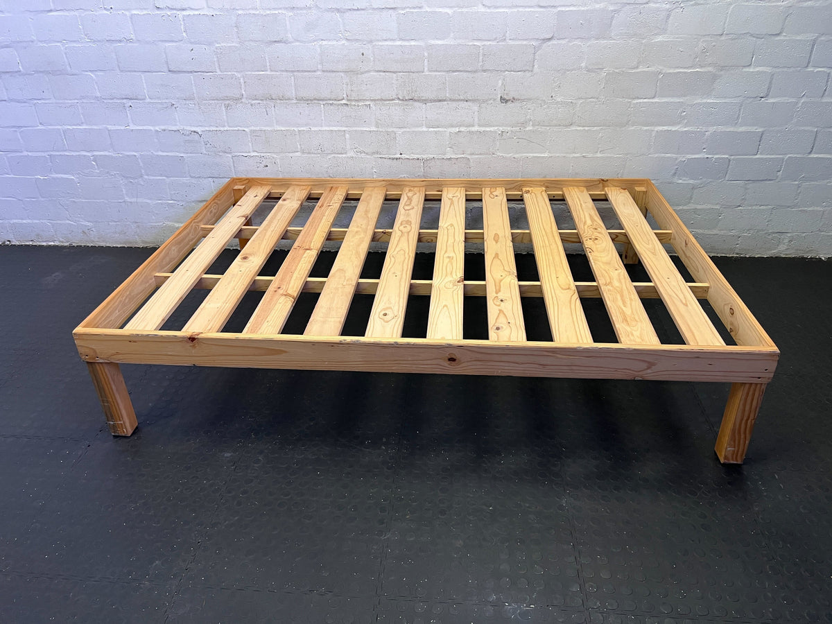 Minimalist Solid Wood Slatted Double Bed Frame