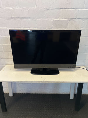 Hisense Flat Screen 39 inch TV with USB Media Playback & Remote