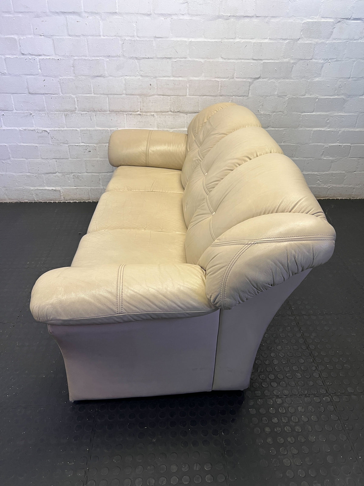 Comfortable 3-Seater Cream Leather Sofa