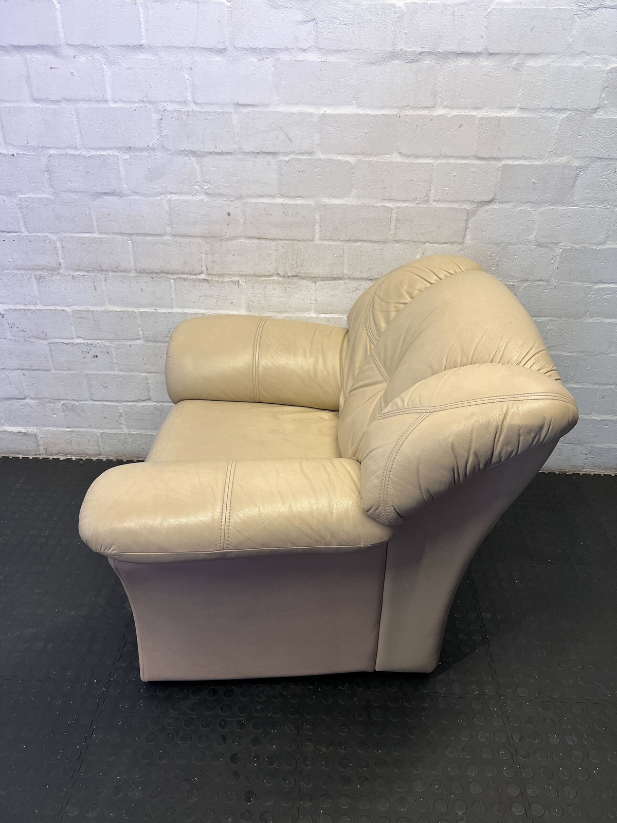 Comfy Cream Leather Armchair - Padded Lounge Chair