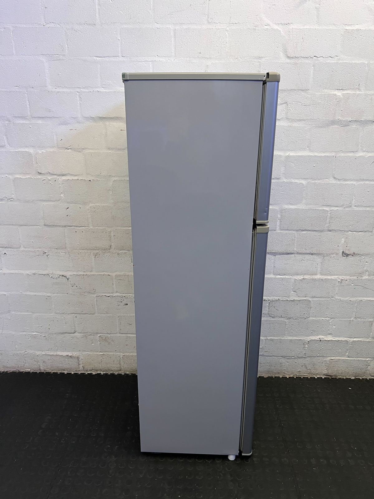 Hisense Compact Fridge Freezer - Silver Grey